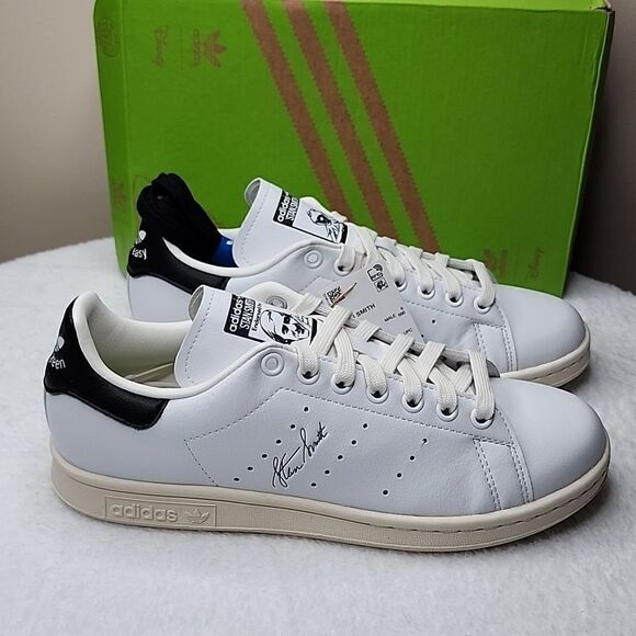 NIB DISNEY KERMIT STAN SMITH SHOES Size 6.5 - Picture 3 of 13